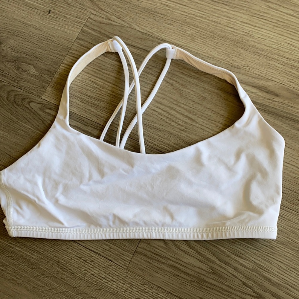 lululemon Free to Be bra Light Support A/B cup